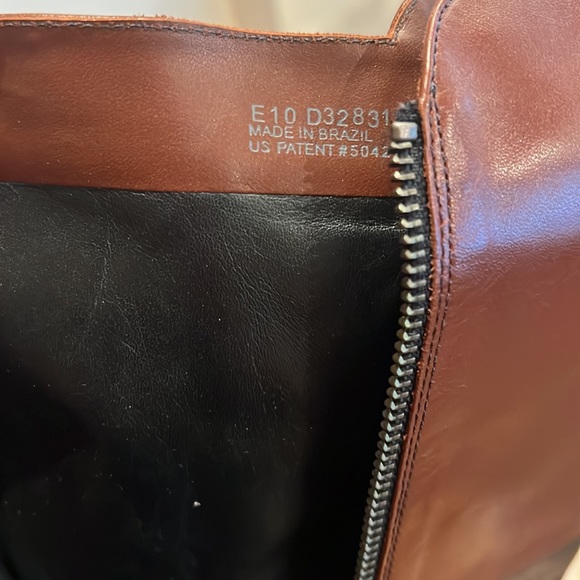 CHOLE HAAN brown and black boots - Picture 2 of 4